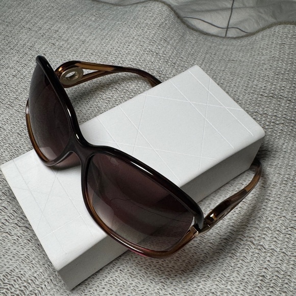 Christian Dior Volute Sunglasses Amber - Picture 1 of 15